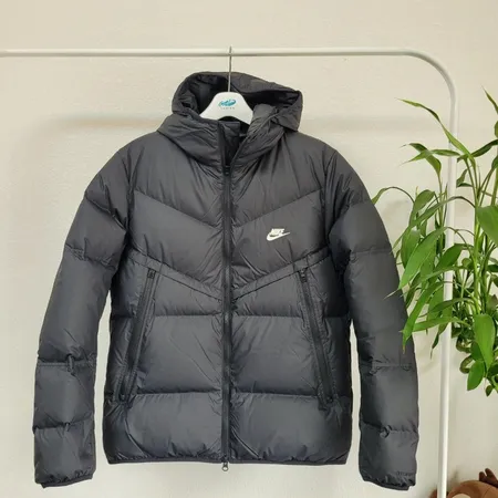 ナイキ ダウンジャケット