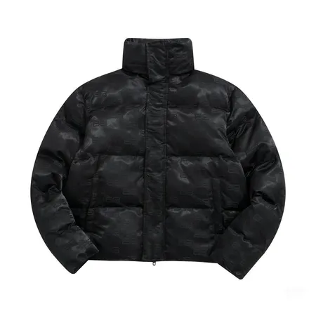 バレンシアガ ダウンジャケット