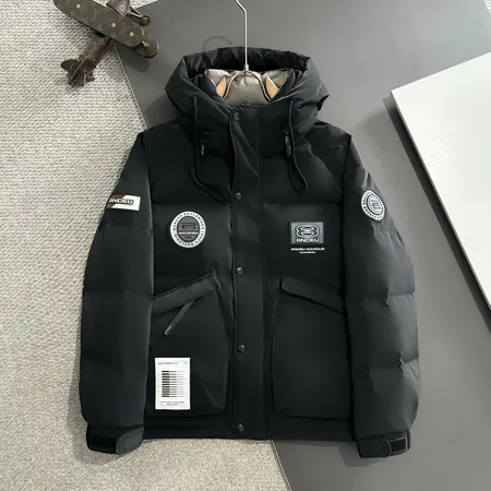 バレンシアガ ダウンジャケット