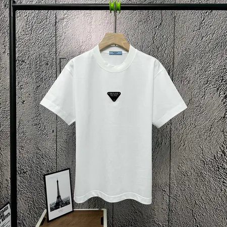 プラダ Tシャツ