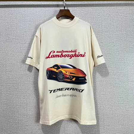 バレンシアガ Tシャツ