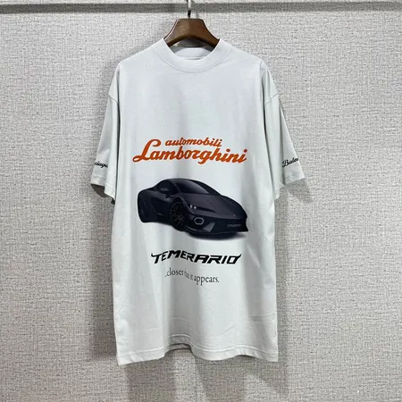 バレンシアガ Tシャツ