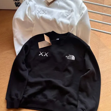 ノースフェイス パーカー