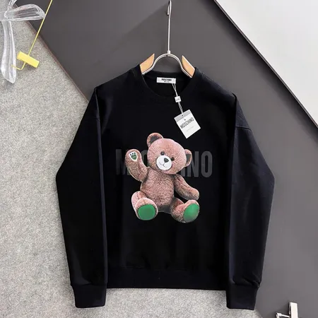 モスキーノ パーカー