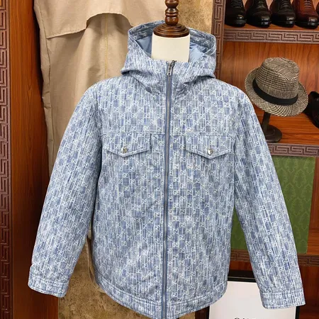 グッチ ダウンジャケット