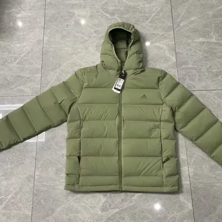 アディダス ダウンジャケット
