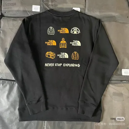 ノースフェイス パーカー