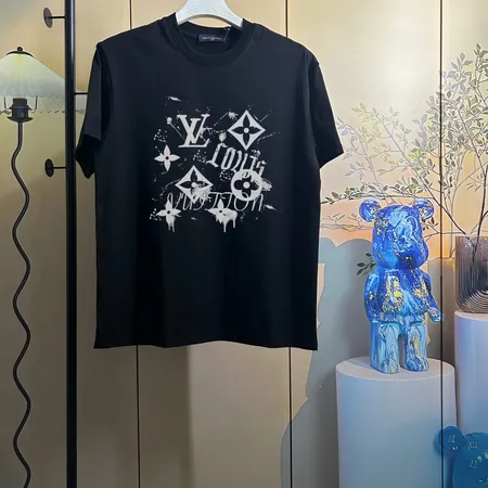 ルイヴィトン Tシャツ