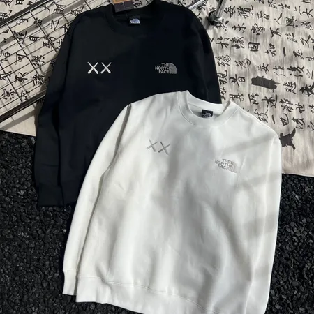 ノースフェイス パーカー