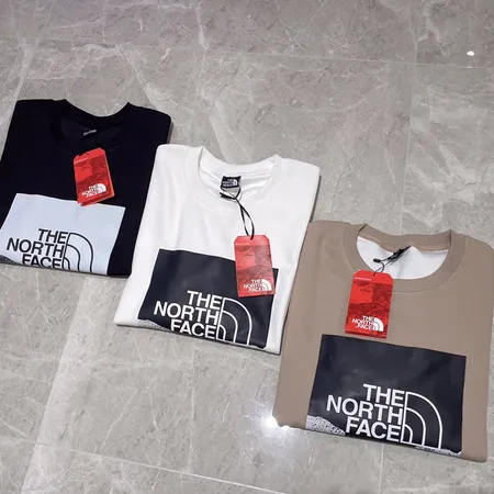 ノースフェイス パーカー