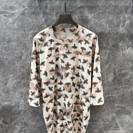 ヴィヴィアン・ウエストウッド Tシャツ