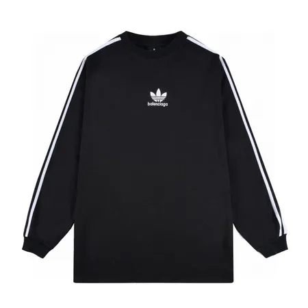 アディダス パーカー