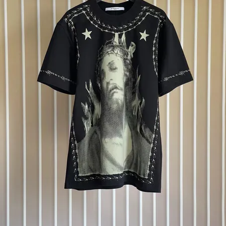 ジバンシィ Tシャツ