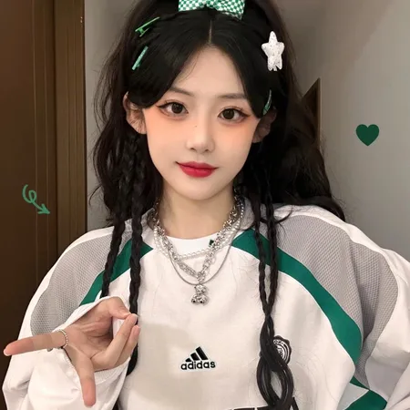 アディダス パーカー