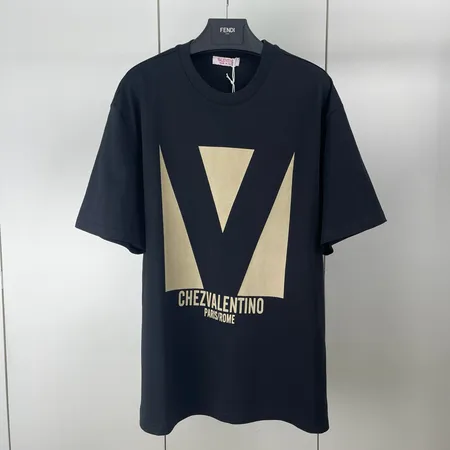 ヴァレンティノ Tシャツ