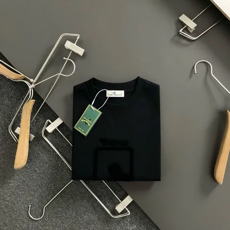 ヴィヴィアン・ウエストウッド Tシャツ