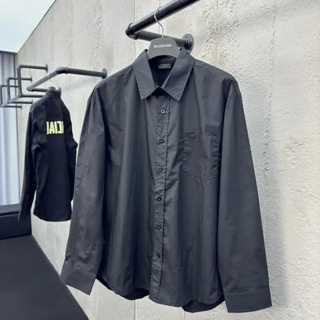 バレンシアガ シャツ