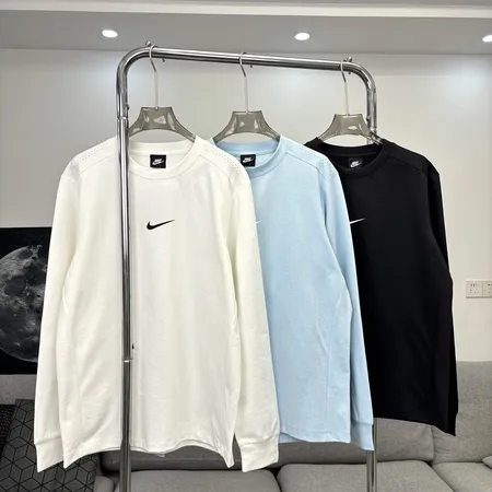 ナイキ パーカー