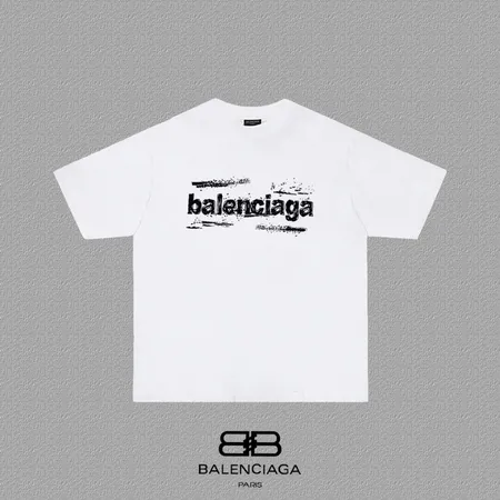 バレンシアガ Tシャツ