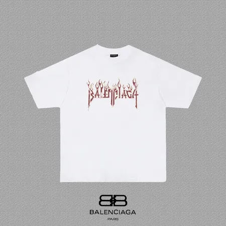 バレンシアガ Tシャツ