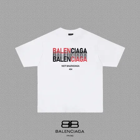 バレンシアガ Tシャツ