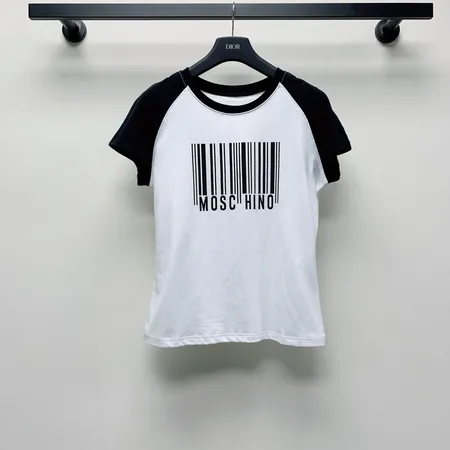 モスキーノ Tシャツ