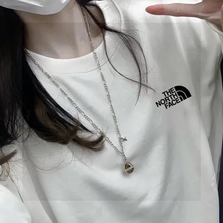 ノースフェイス パーカー