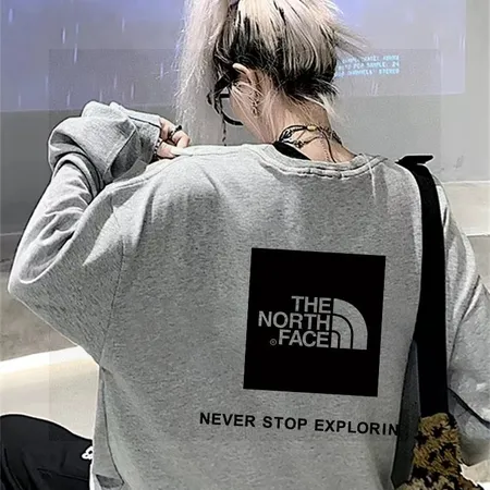ノースフェイス パーカー