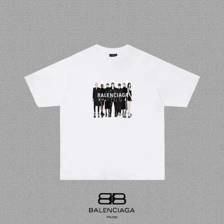 バレンシアガ Tシャツ