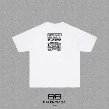 バレンシアガ Tシャツ