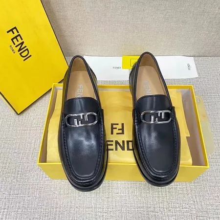 フェンディ ビジネスシューズ