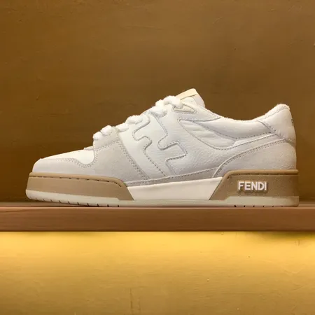 フェンディ カジュアルシューズ