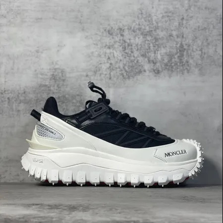 モンクレール スニーカー