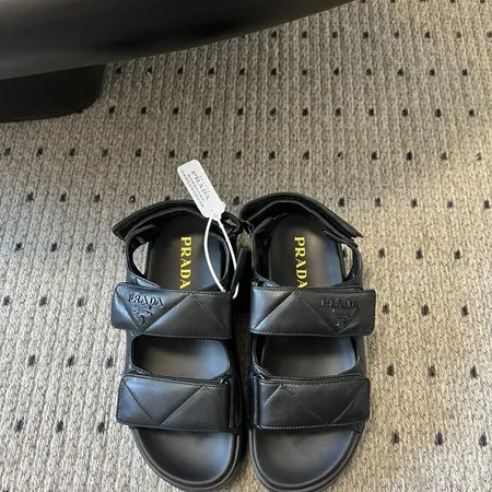 プラダ サンダル