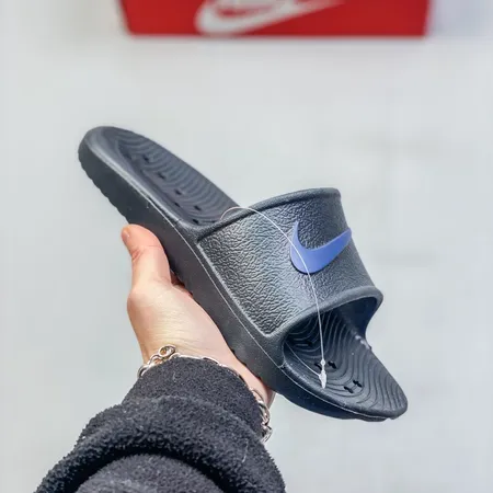 ナイキ スリッパ