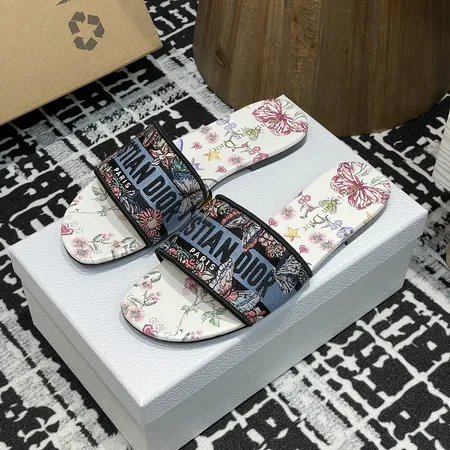 ディオール スリッパ