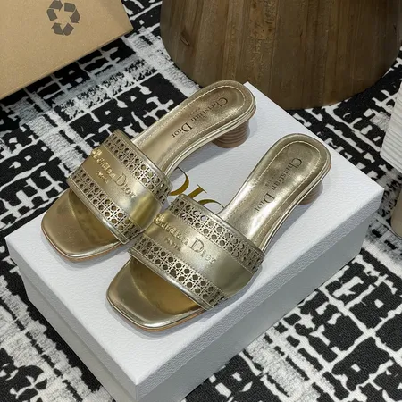 ディオール スリッパ