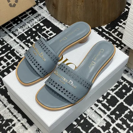 ディオール スリッパ