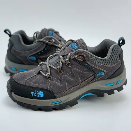 ノースフェイス スニーカー