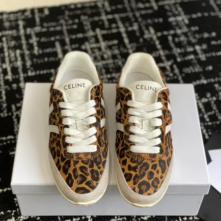 セリーヌ カジュアルシューズ