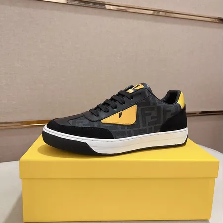 フェンディ カジュアルシューズ