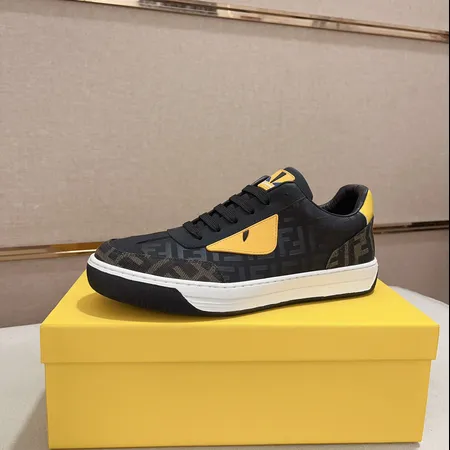 フェンディ カジュアルシューズ