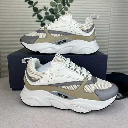 ディオール スニーカー