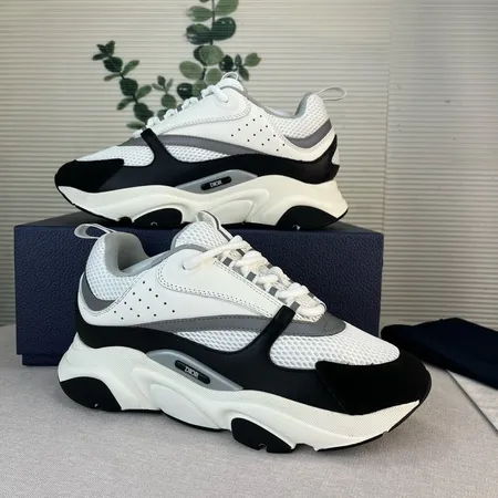 ディオール スニーカー