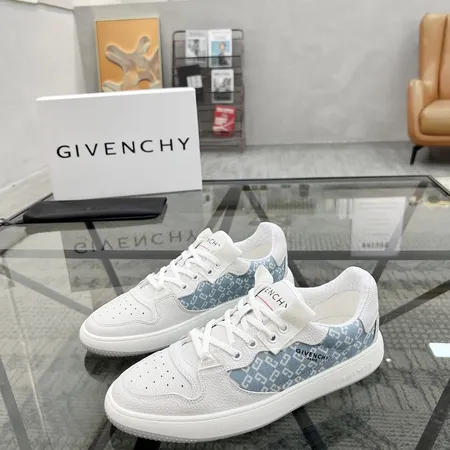 ジバンシィ カジュアルシューズ