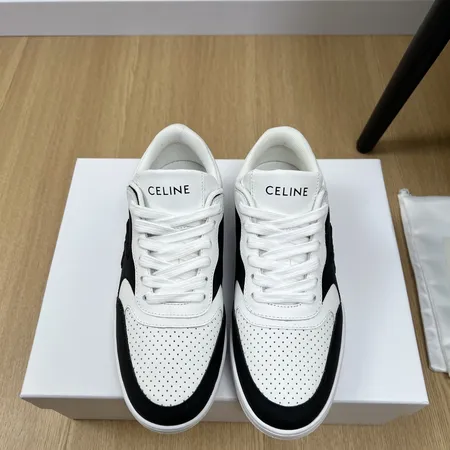 セリーヌ カジュアルシューズ