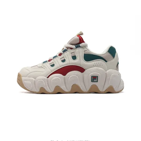 フィラ スニーカー