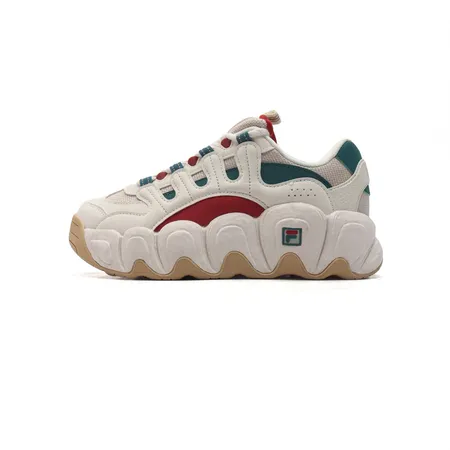 フィラ スニーカー