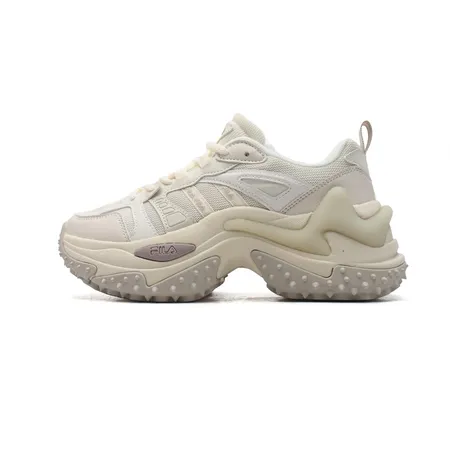 フィラ スニーカー