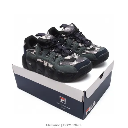 フィラ スニーカー